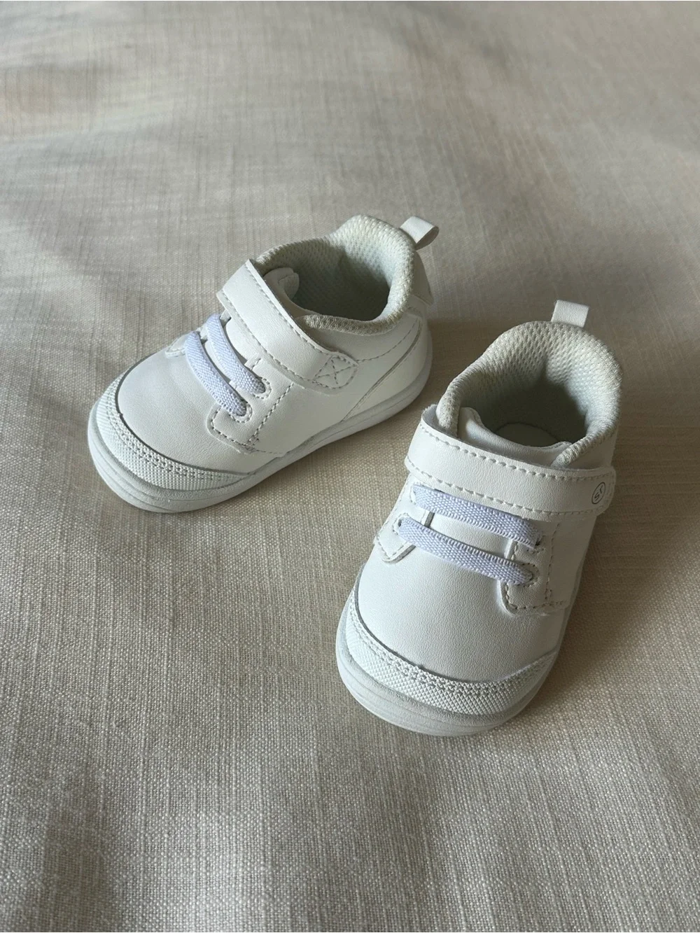 Striderite 360 White Sneakers Tennis Shoes
